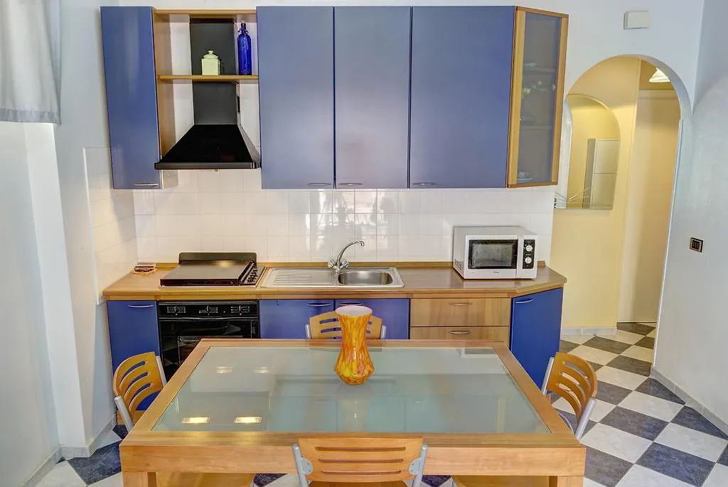 Apartment Tysandros Giardini Naxos